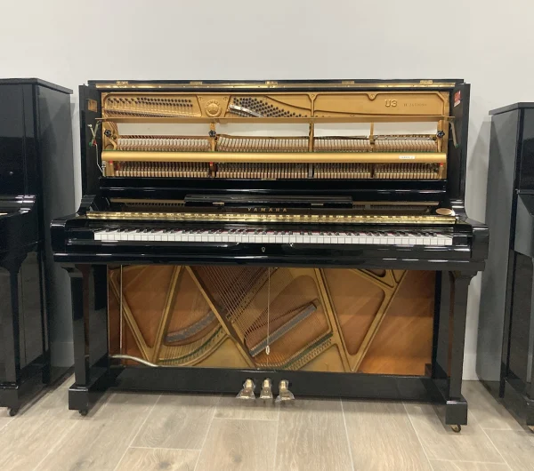 Alternative view of Yamaha U3 H 2659090