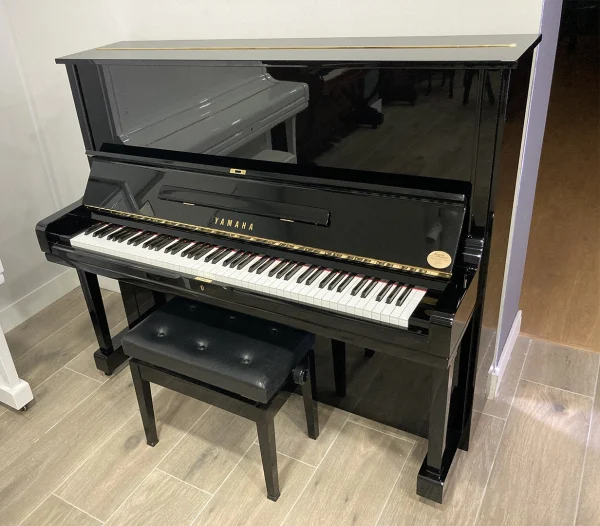 Yamaha U3H 1814975