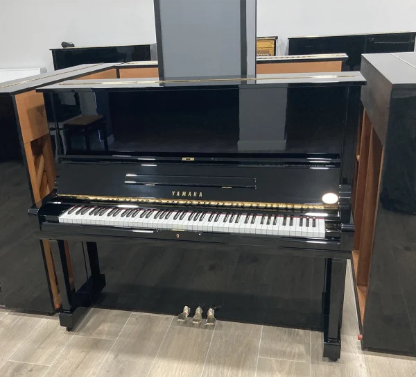 Alternative view of Yamaha U3H 1814975