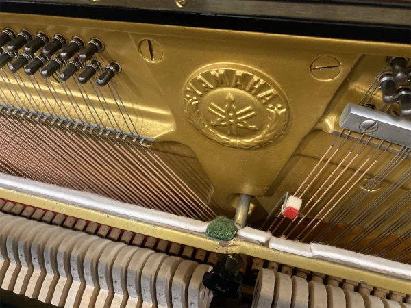 Alternative view of Yamaha U3H 1819638