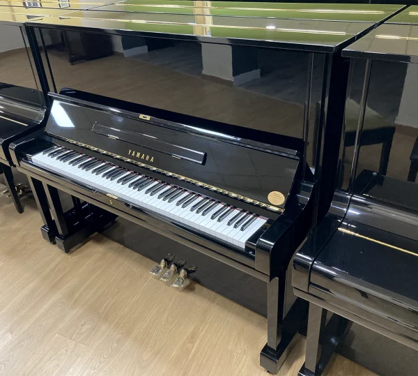 Yamaha U3H 2424026